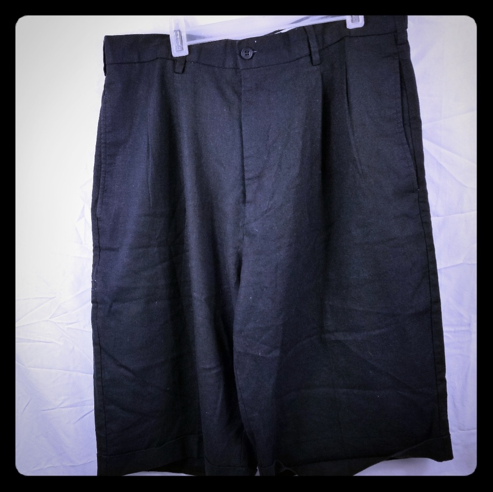 Black Khaki Trust Shorts sz 34